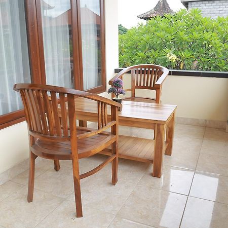 Sadru House Bed & Breakfast Ubud  Bagian luar foto